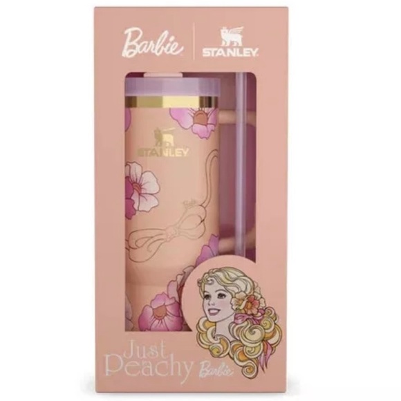 STANLEYxBARBIE™ ’80S PEACHES ’N CREAM QUENCHER 40 OZ - Picture 2 of 4